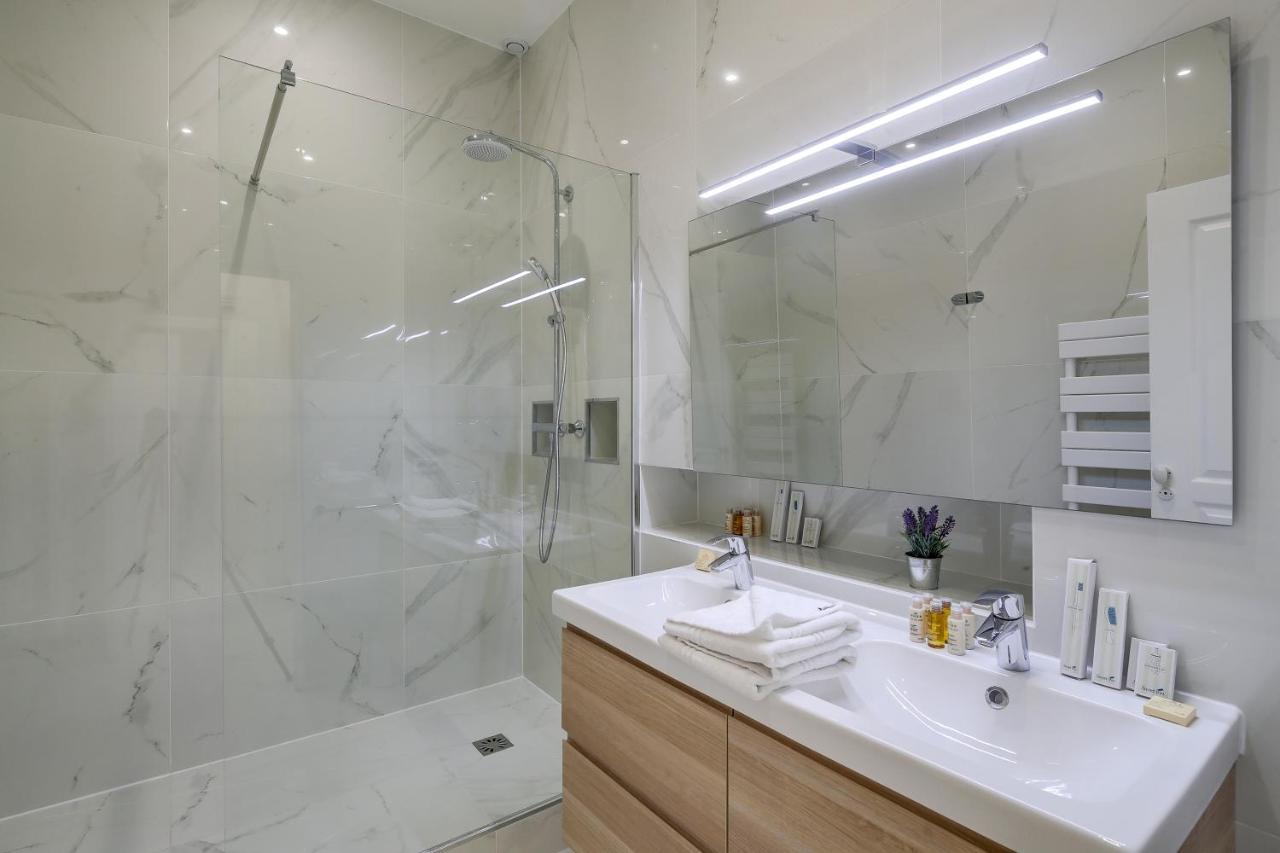 Sweett - Messine Apartment ปารีส ภายนอก รูปภาพ